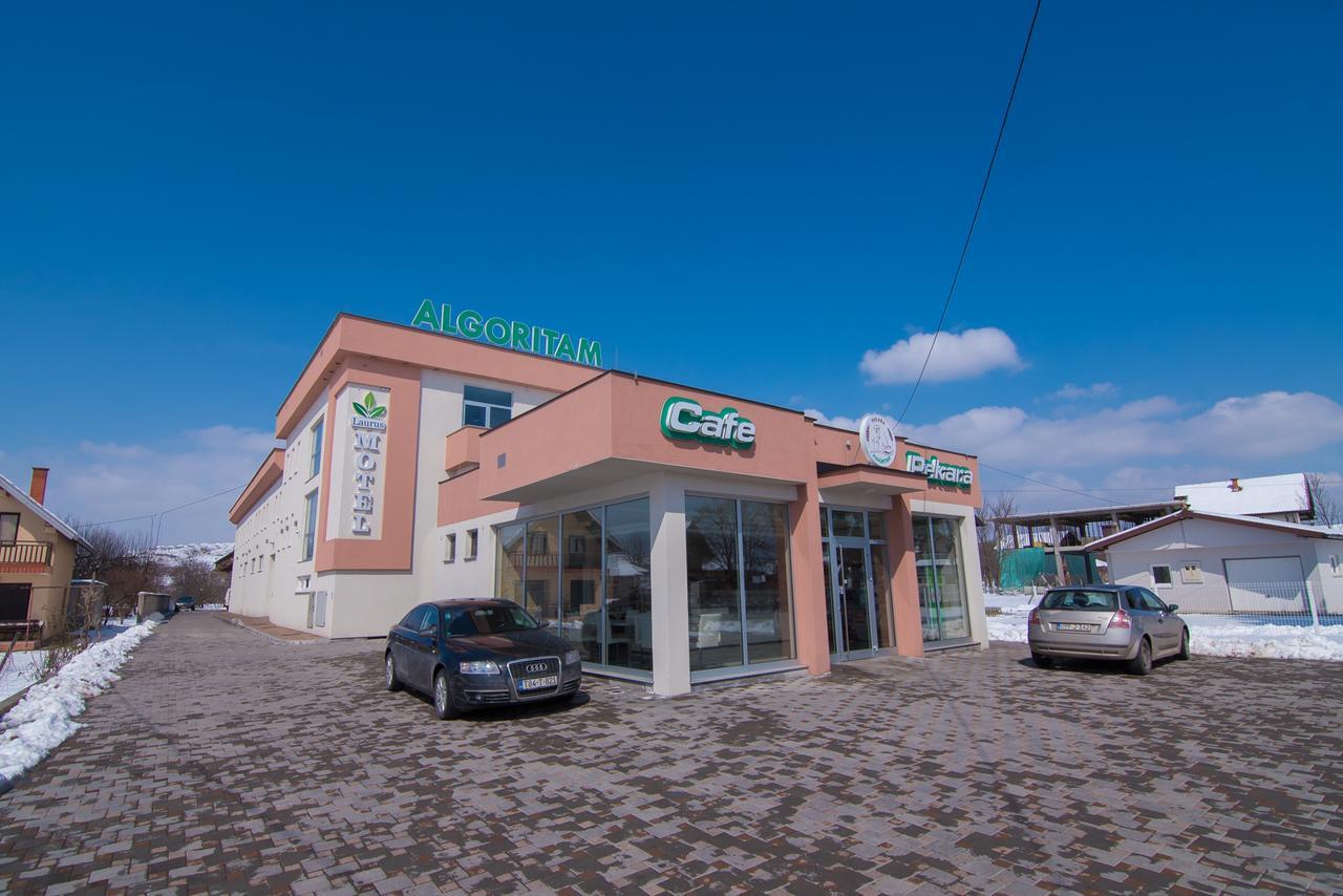 Laurus Motel Airport Tuzla Zivinice Esterno foto